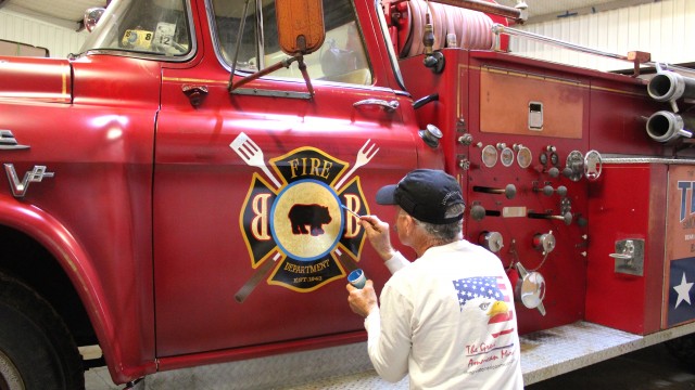 HAND DETAILED LETTERING